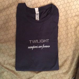 “Twilight” book series t-shirt
